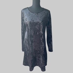 TAHARI Black Crushed Velvet Long Sleeve Dress Made in Canada